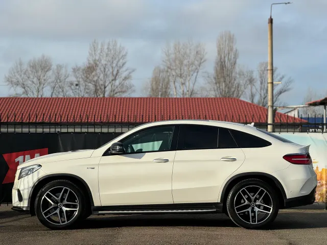 Mercedes-Benz GLE Coupe AMG - фото 4