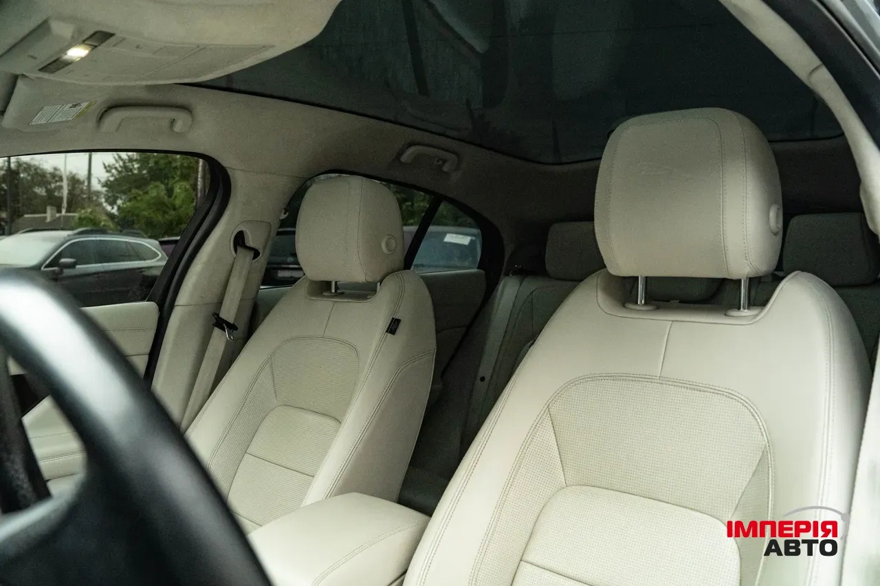 Jaguar I-Pace - фото 29