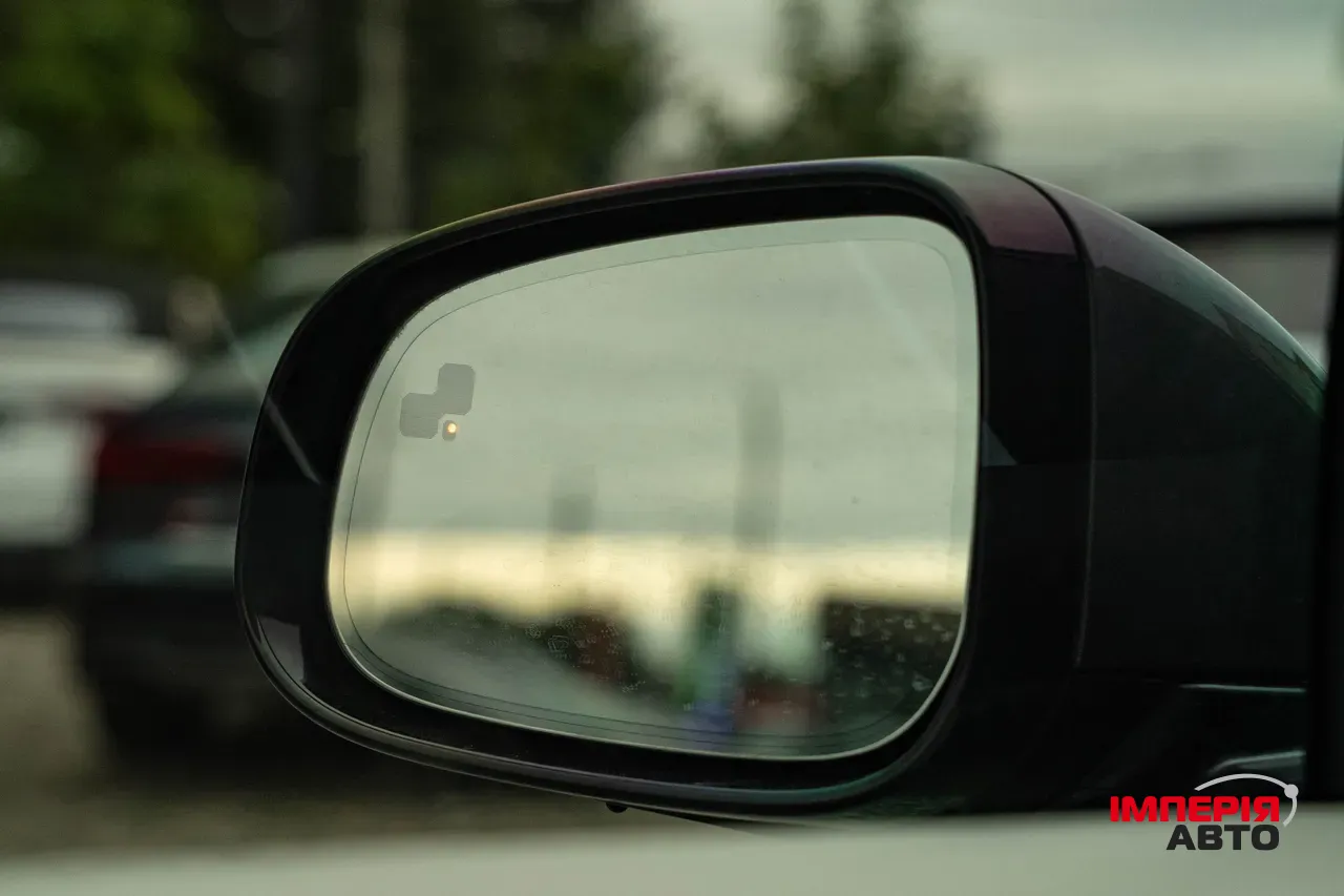 Jaguar I-Pace - фото 11