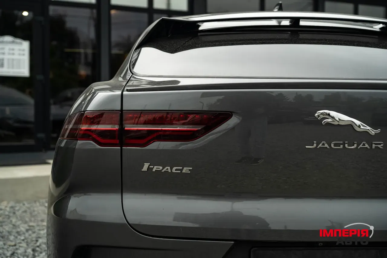 Jaguar I-Pace - фото 7