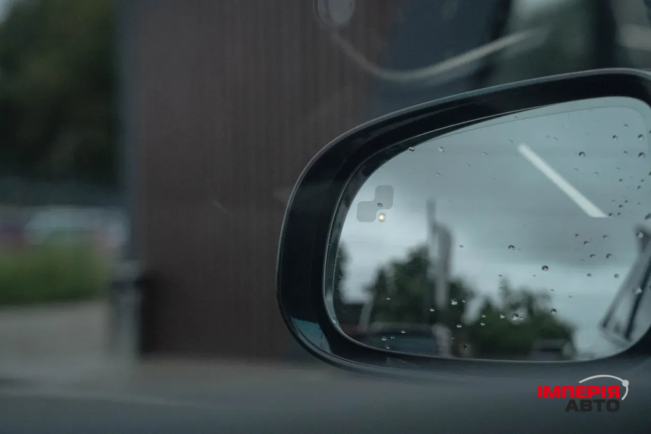 Jaguar I-Pace - фото 10