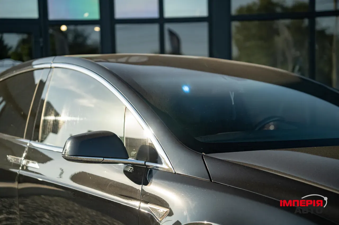 Tesla Model X - фото 11