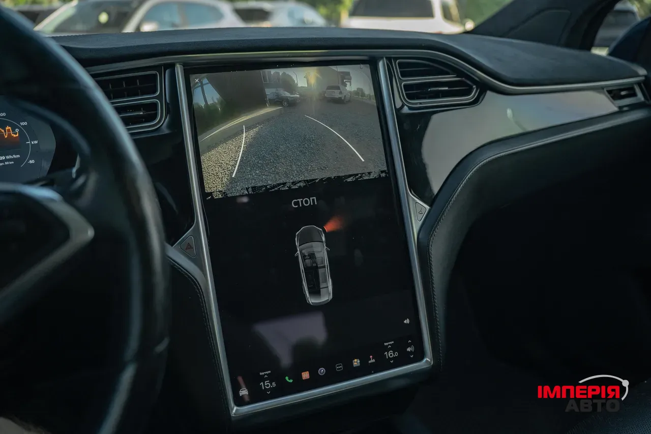 Tesla Model X - фото 32