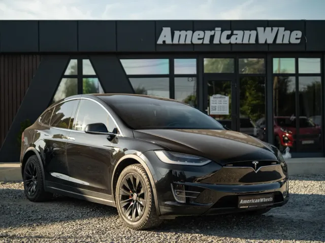 Tesla Model X - фото 3