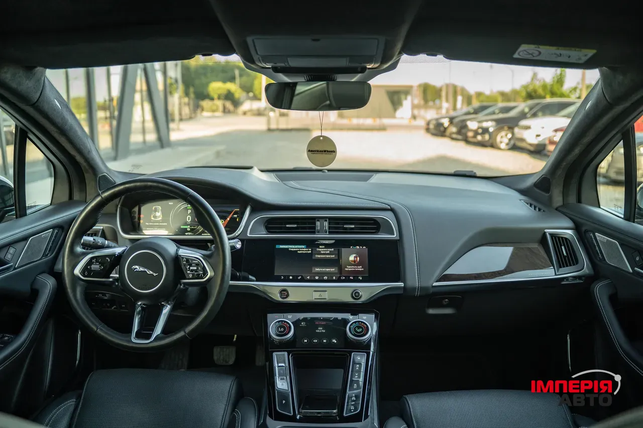 Jaguar I-Pace - фото 28