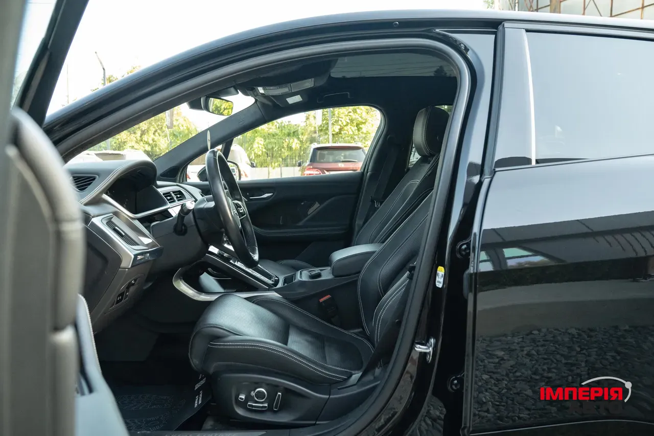 Jaguar I-Pace - фото 23