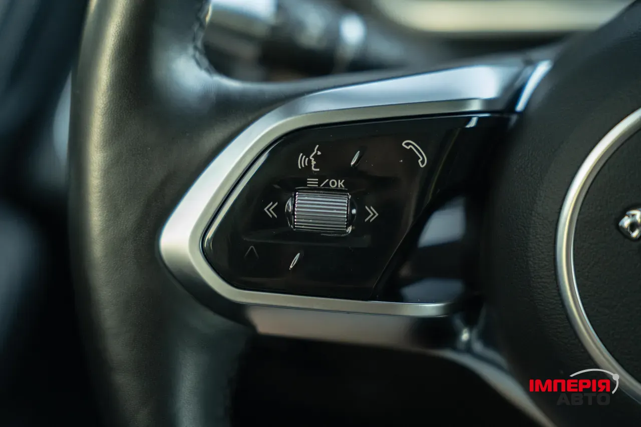 Jaguar I-Pace - фото 31