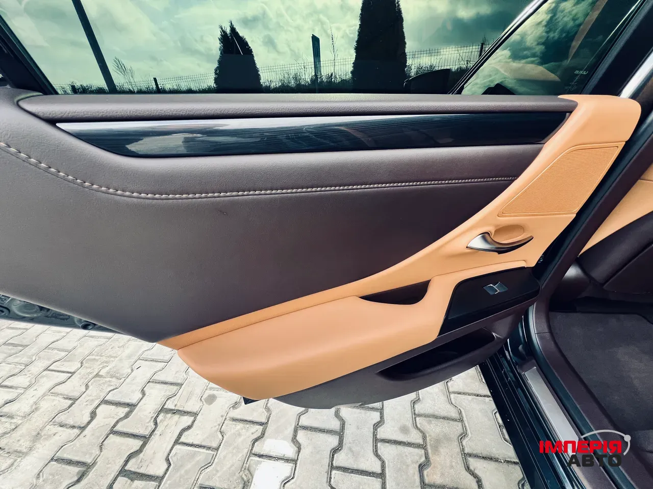 Lexus ES - фото 24