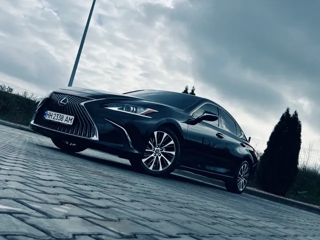 Lexus ES - фото 5