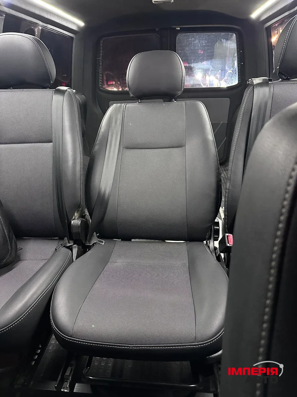 Volkswagen Transporter - фото 10