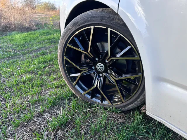 Volkswagen Transporter - фото 3