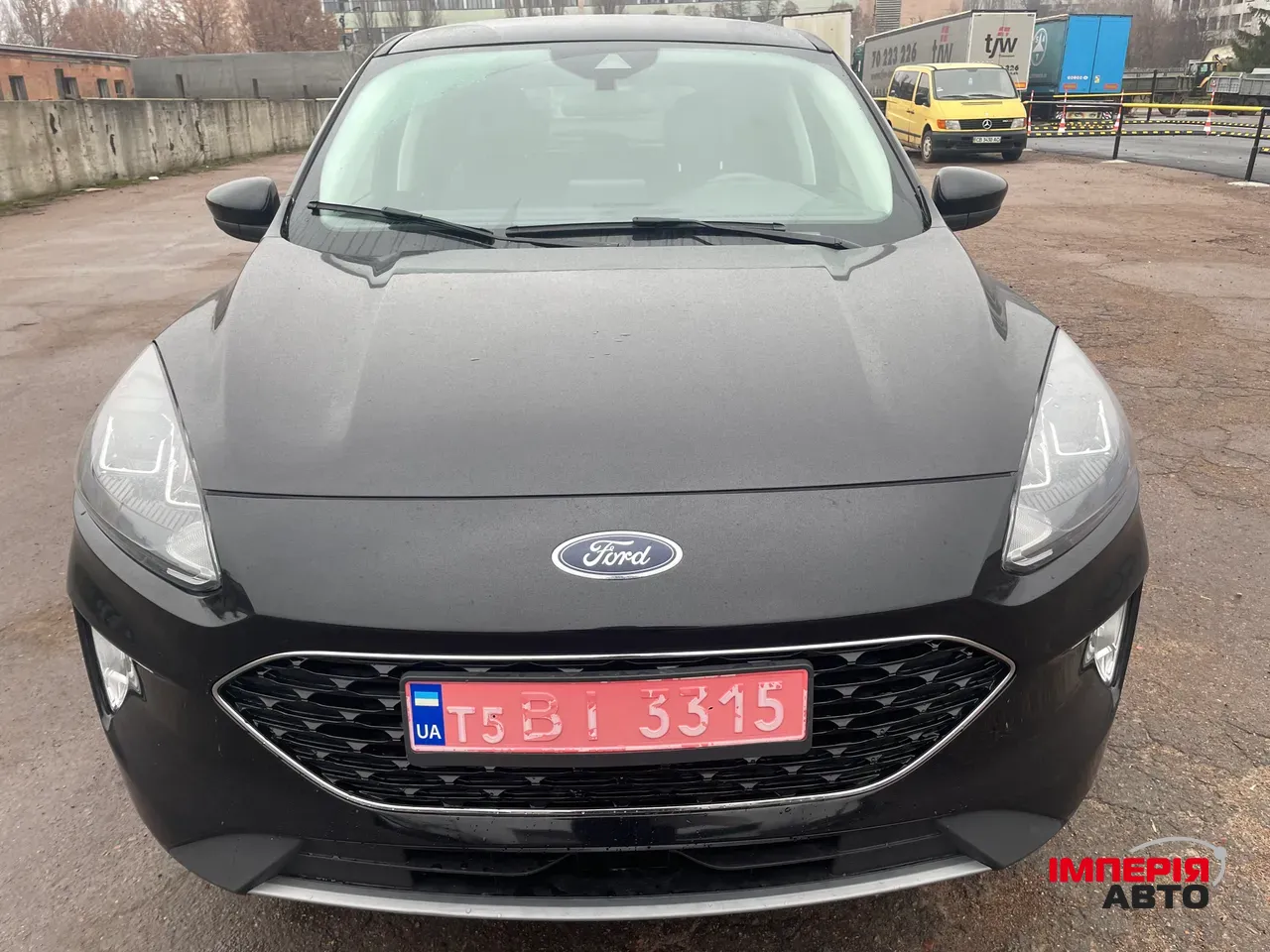 Ford Escape - фото 1