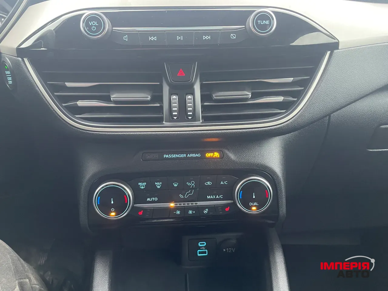 Ford Escape - фото 7