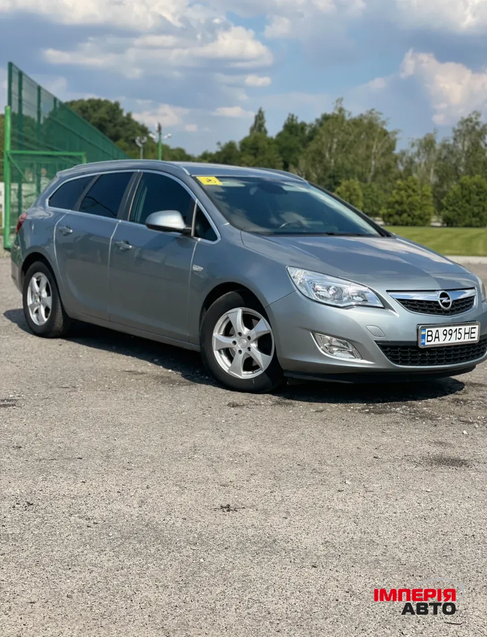 Opel Astra - фото 2