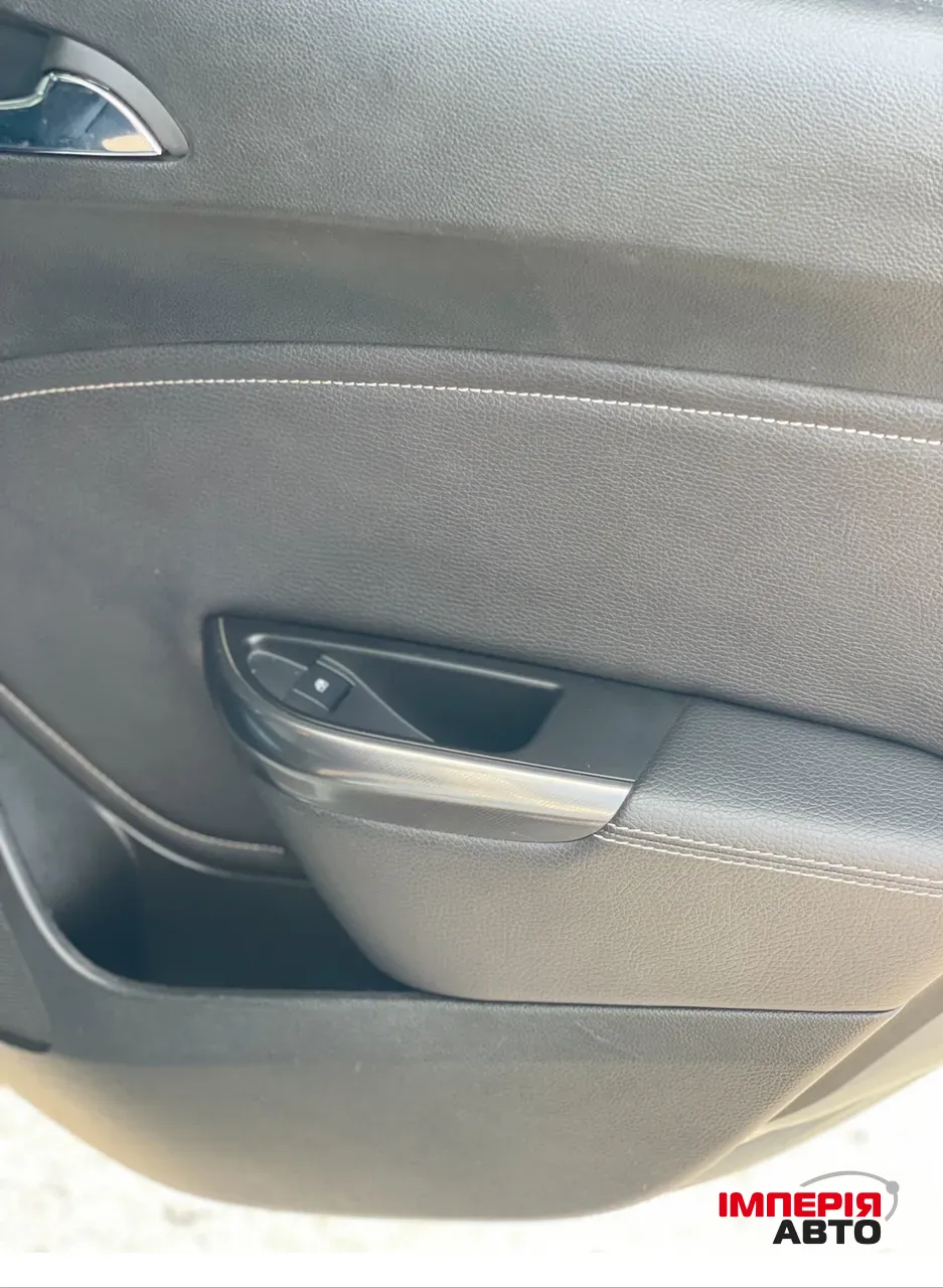 Opel Astra - фото 11