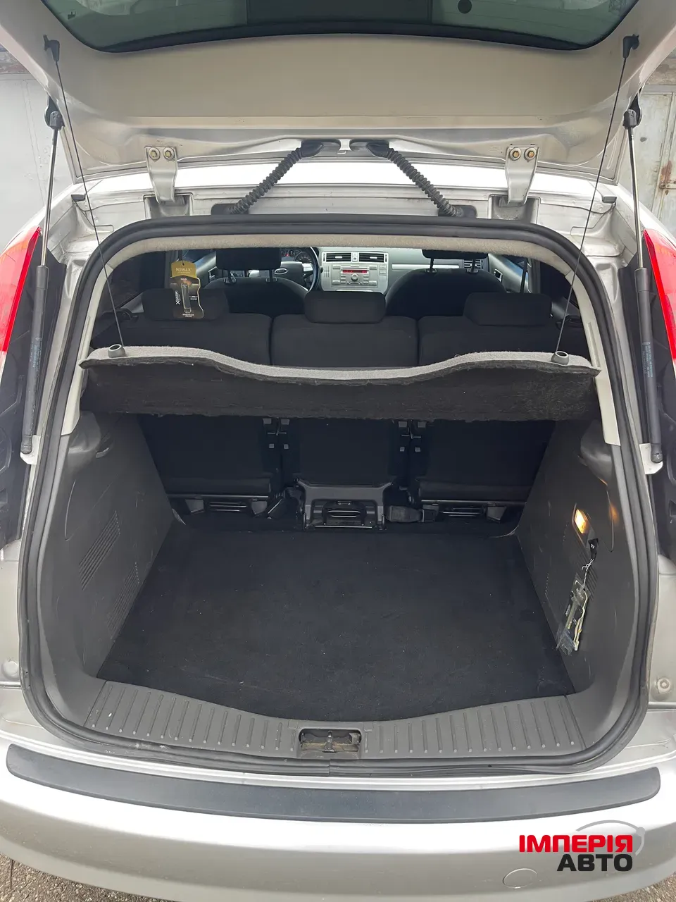 Ford C-MAX - фото 4