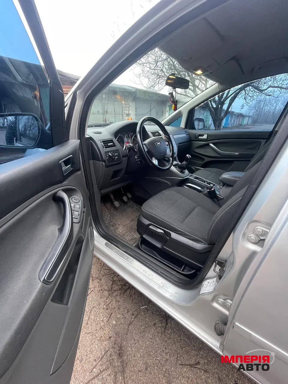 Ford C-MAX - фото 3