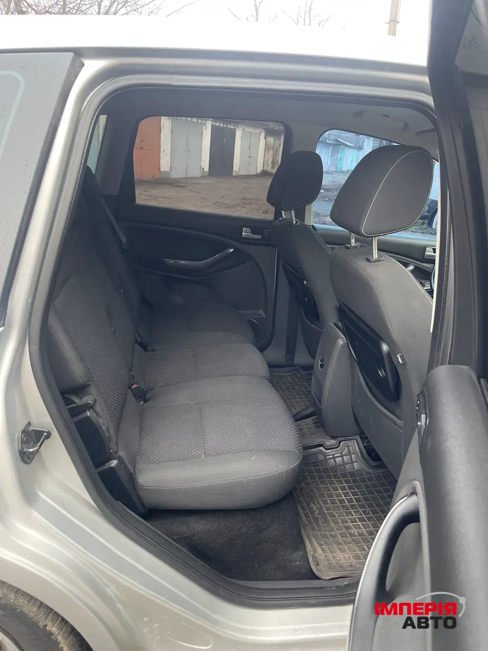 Ford C-MAX - фото 10