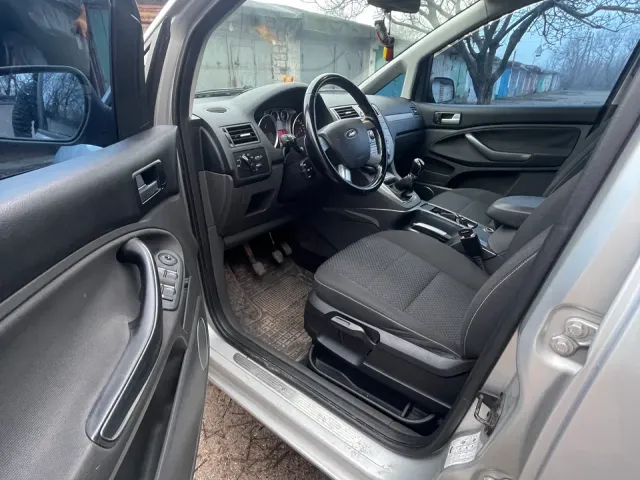 Ford C-MAX - фото 3