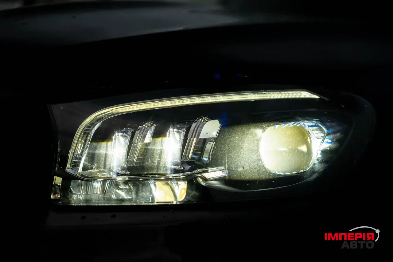 Mercedes-Benz GLS - фото 15