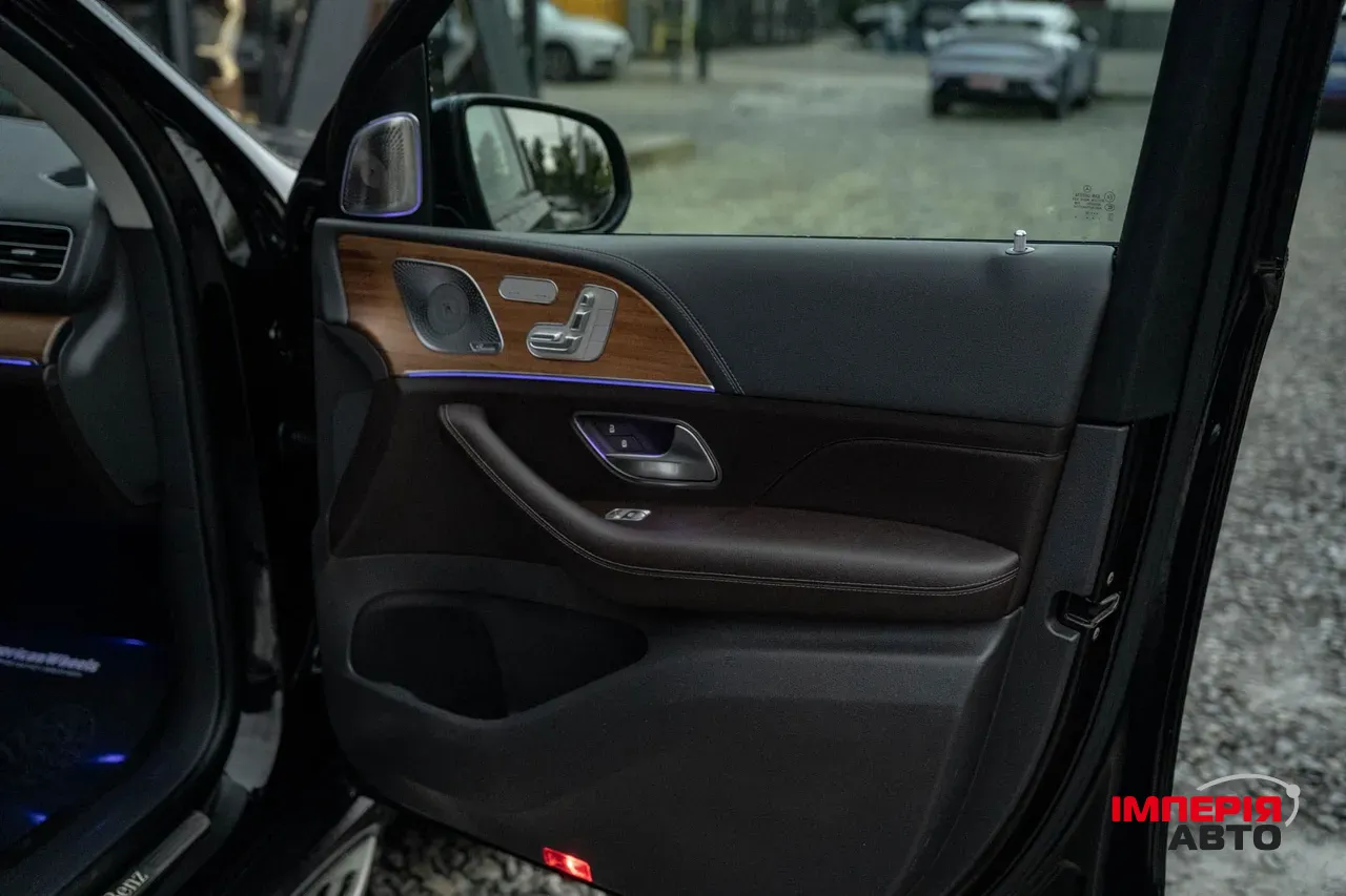 Mercedes-Benz GLS - фото 49