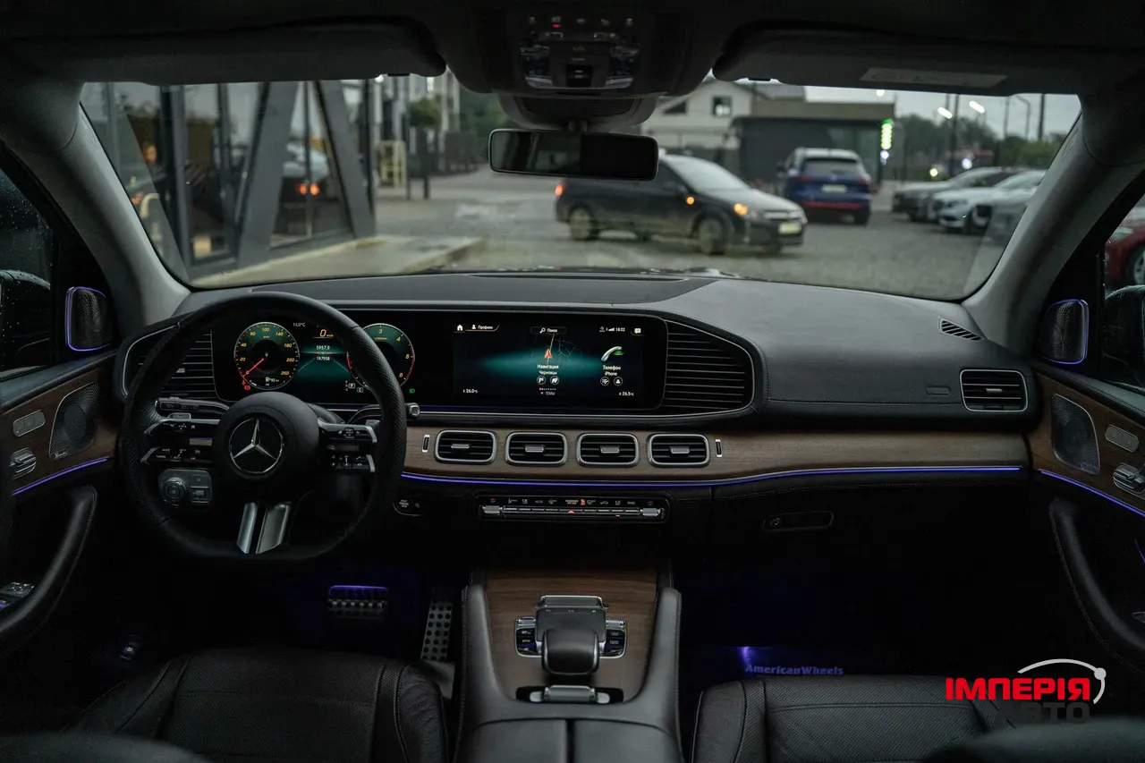 Mercedes-Benz GLS - фото 29