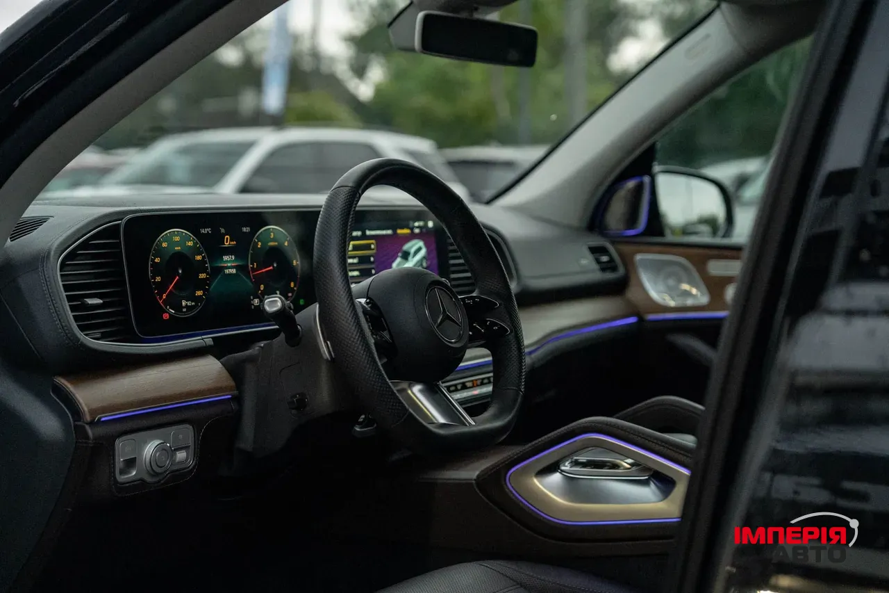 Mercedes-Benz GLS - фото 28