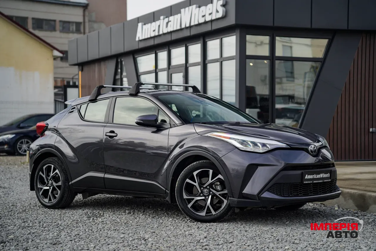 Toyota C-HR - фото 9