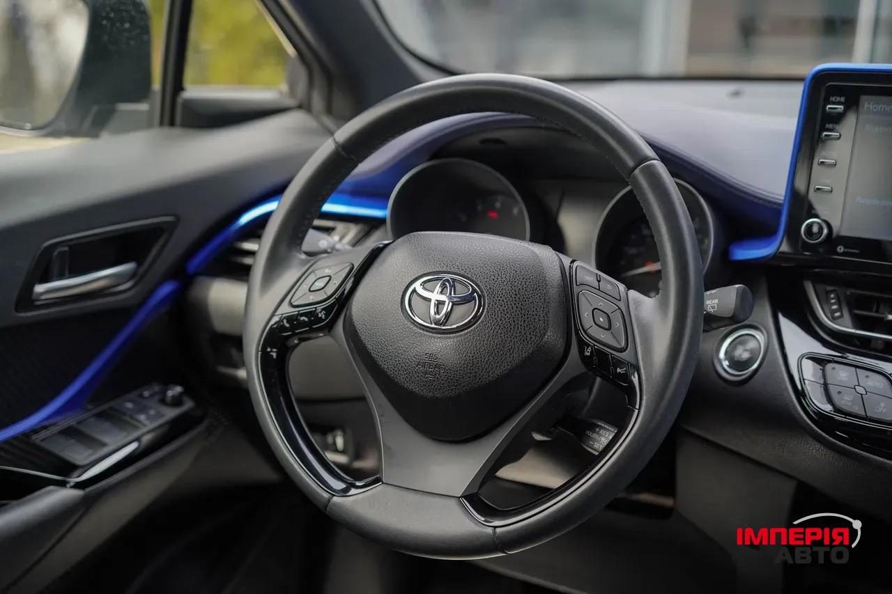 Toyota C-HR - фото 20