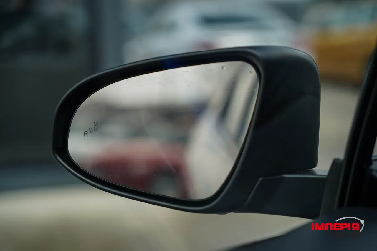 Toyota C-HR - фото 14