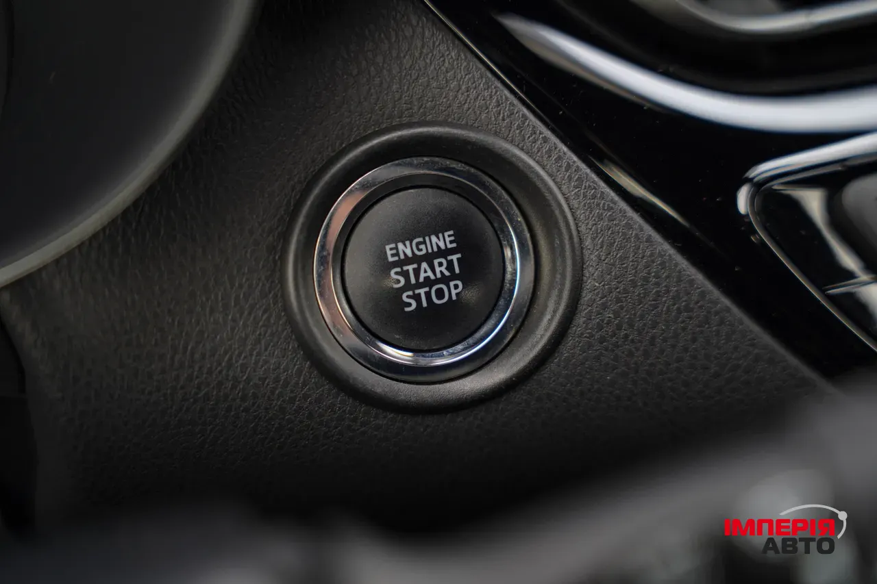 Toyota C-HR - фото 22