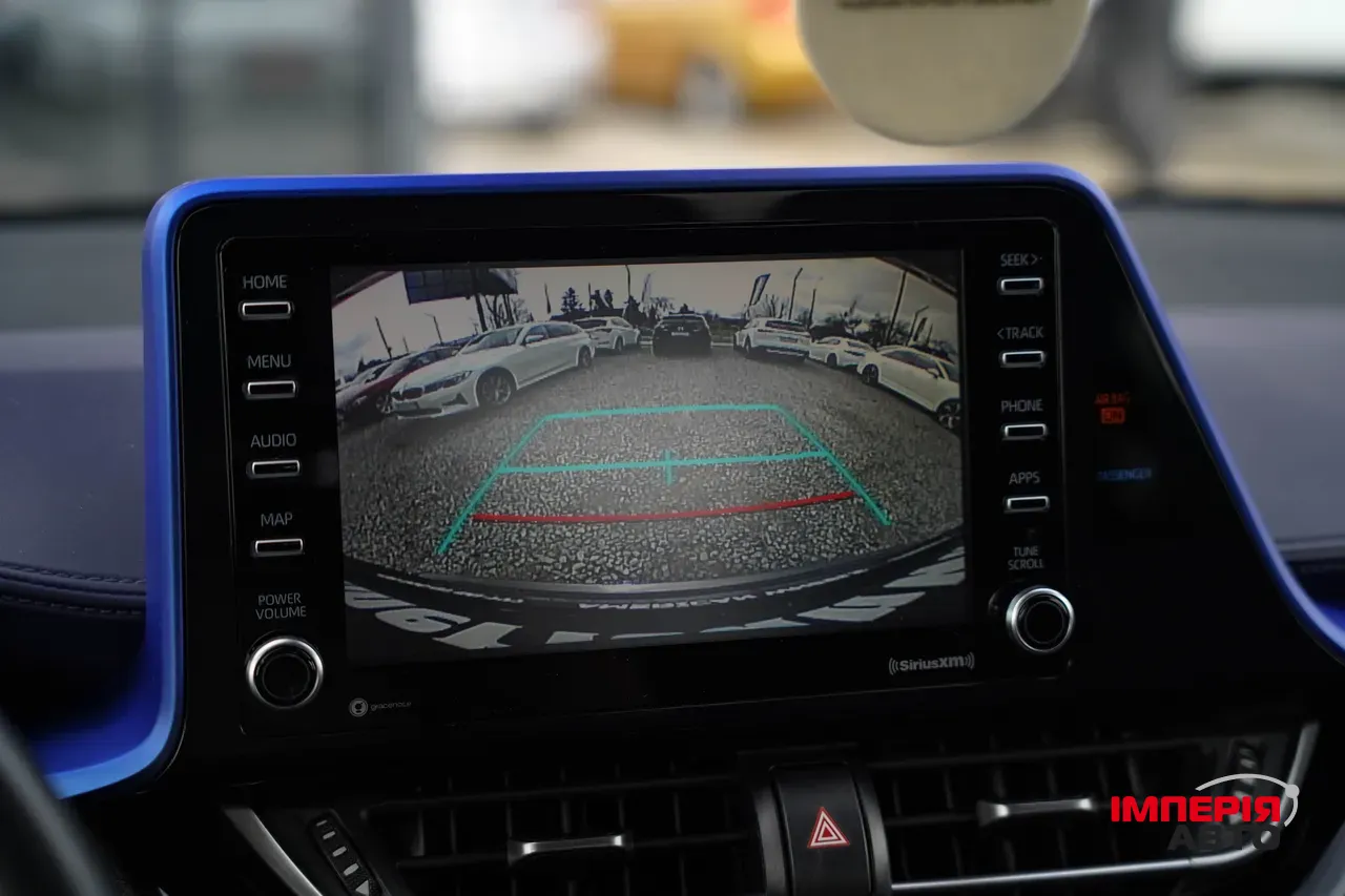 Toyota C-HR - фото 23