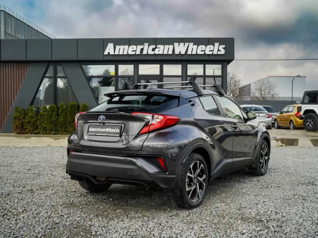Toyota C-HR - фото 5
