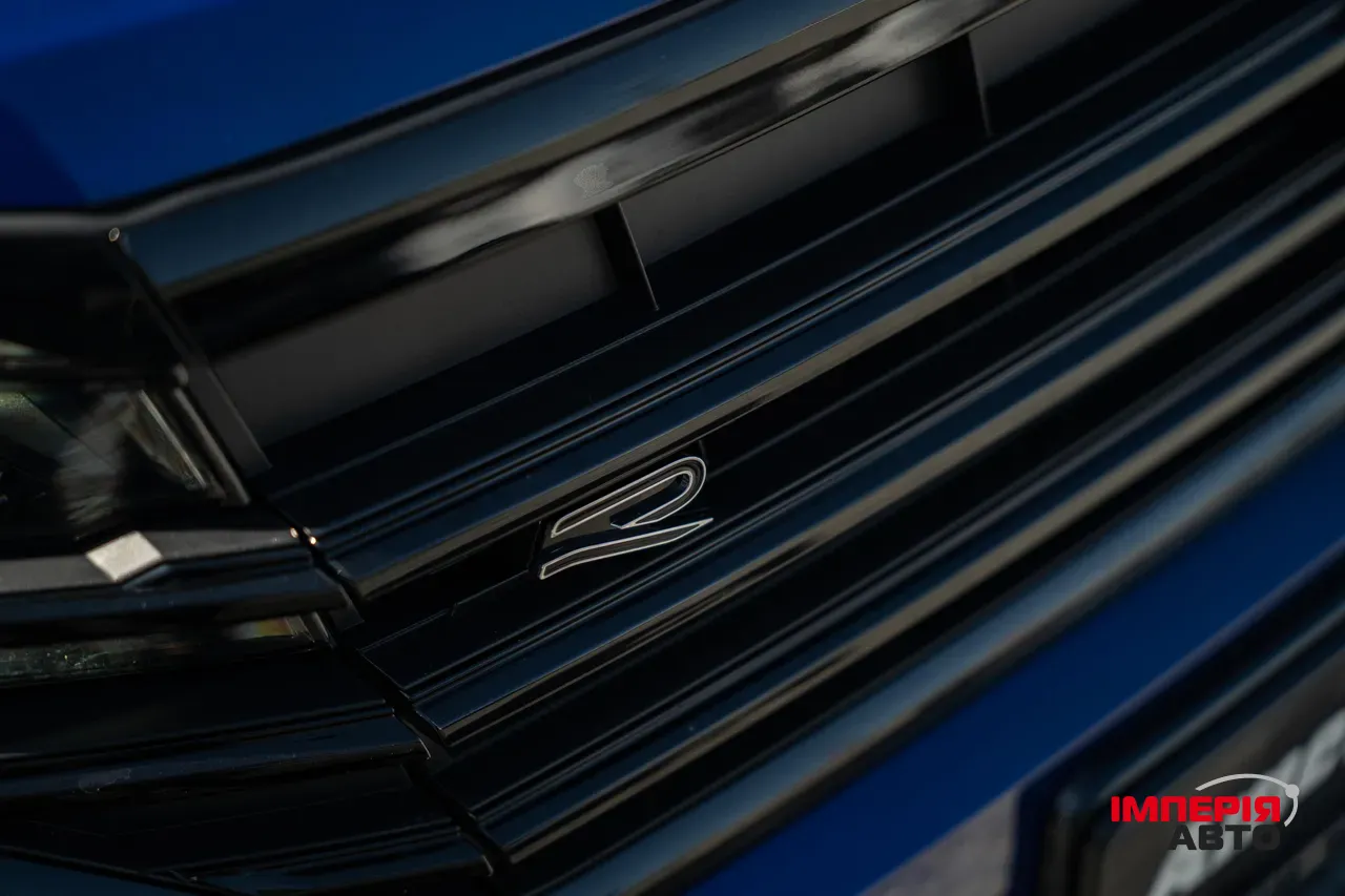 Volkswagen Touareg - фото 22