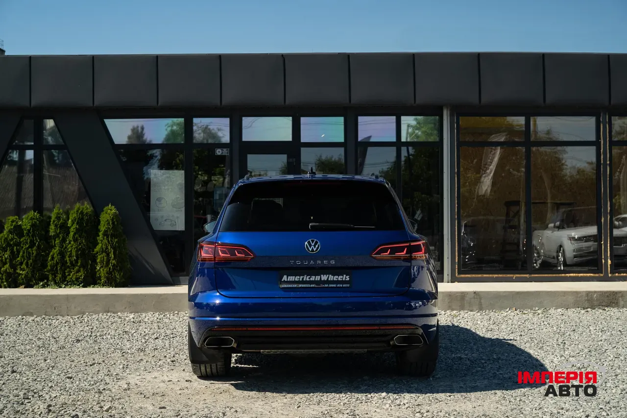 Volkswagen Touareg - фото 6