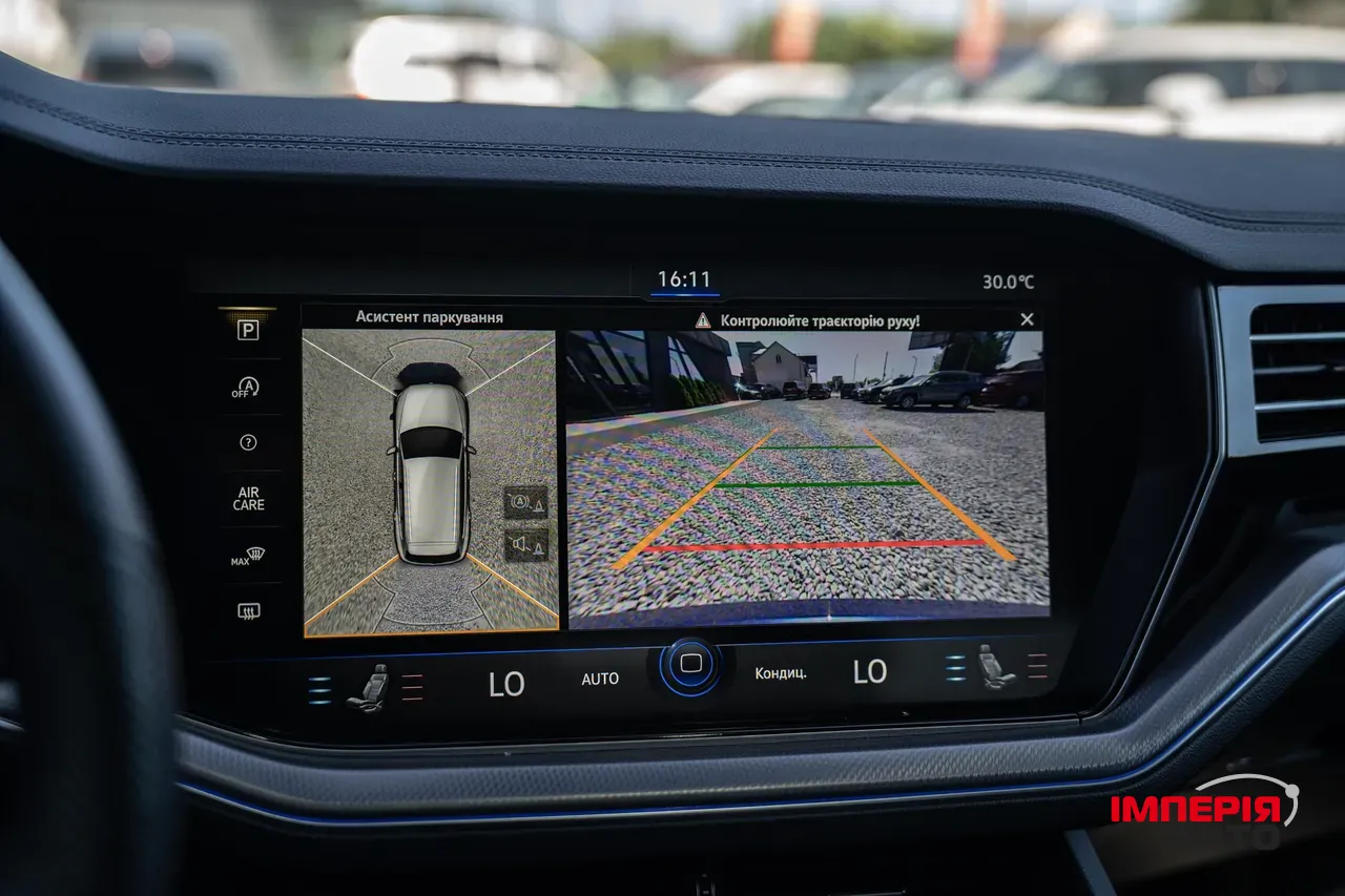 Volkswagen Touareg - фото 41