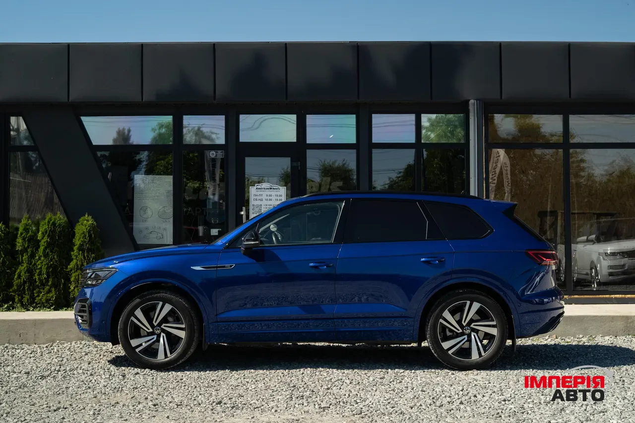 Volkswagen Touareg - фото 4