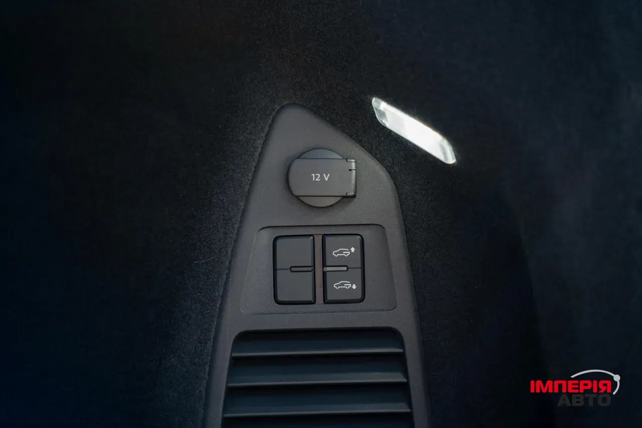 Volkswagen Touareg - фото 57