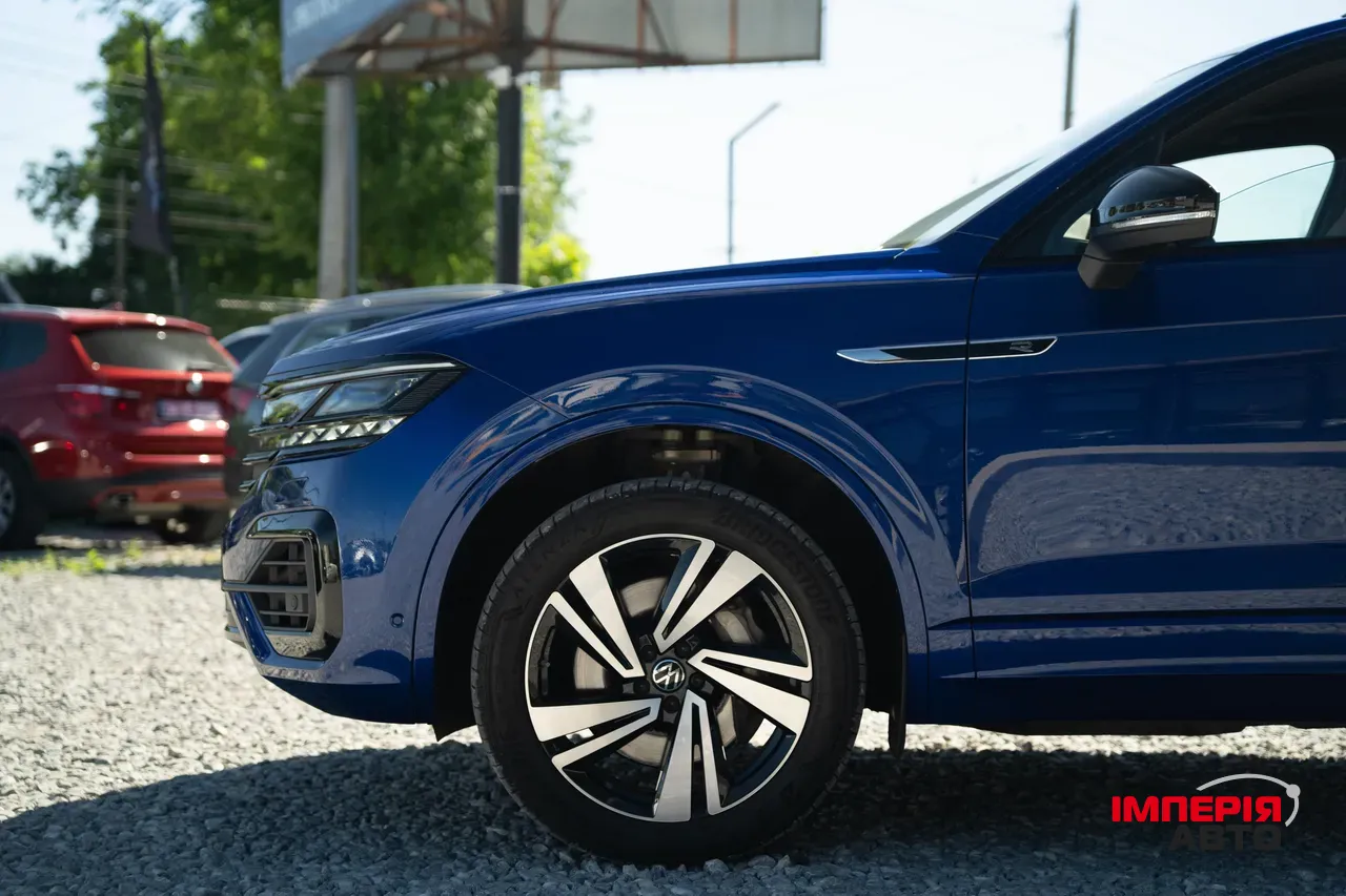 Volkswagen Touareg - фото 26