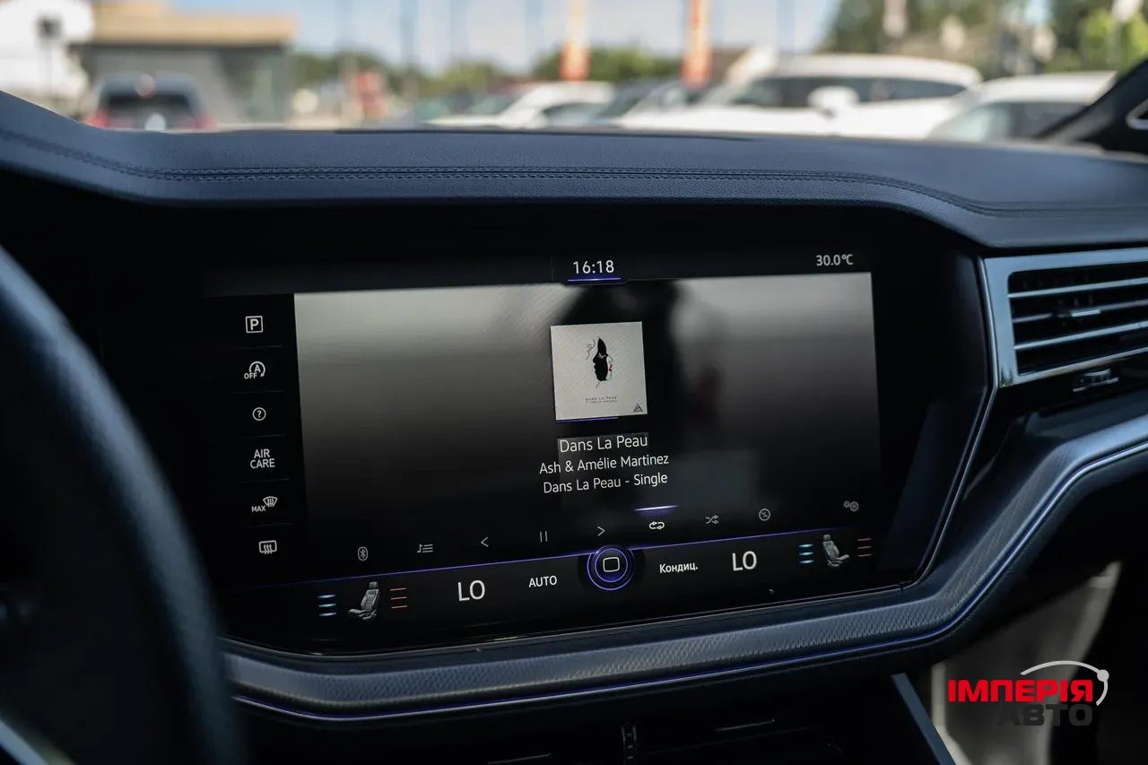 Volkswagen Touareg - фото 45