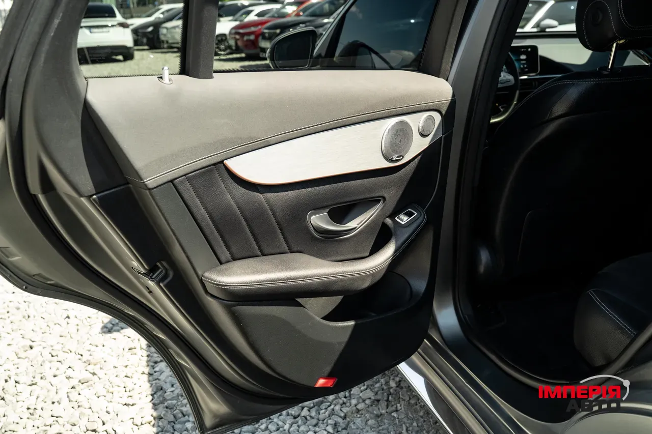 Mercedes-Benz EQC - фото 55