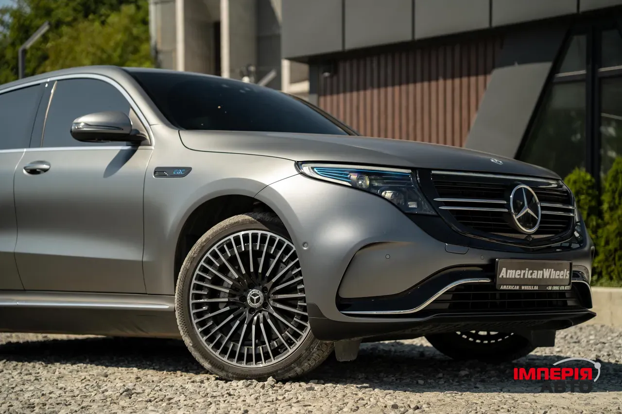 Mercedes-Benz EQC - фото 17