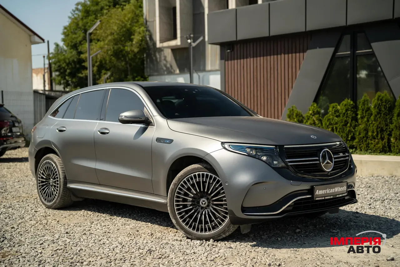 Mercedes-Benz EQC - фото 12