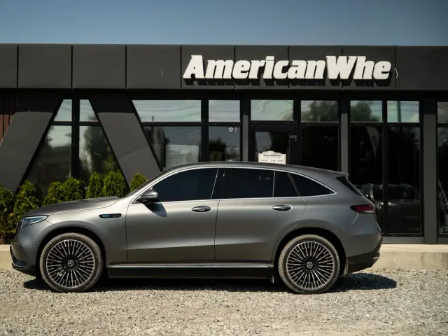 Mercedes-Benz EQC - фото 4