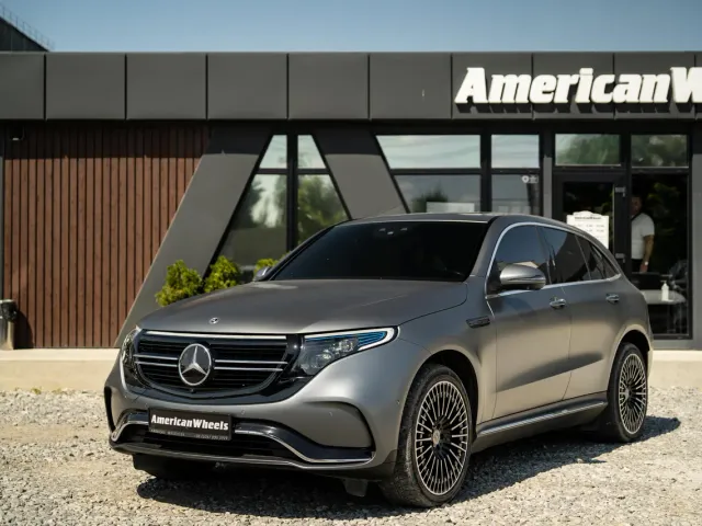 Mercedes-Benz EQC - фото 1