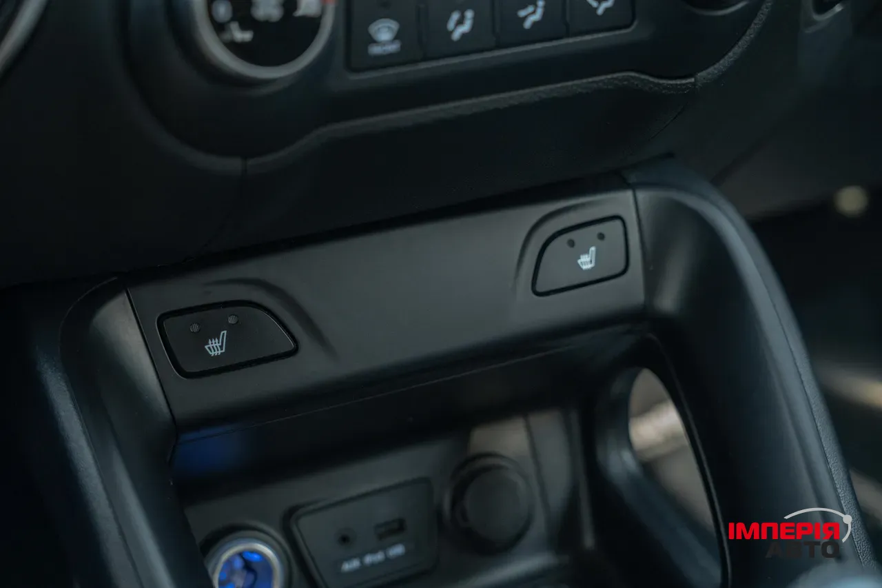 Hyundai ix35 - фото 32