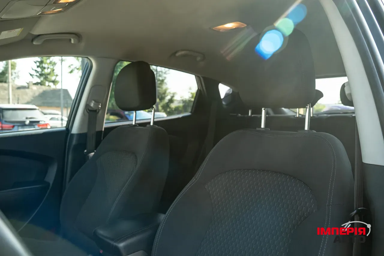 Hyundai ix35 - фото 37