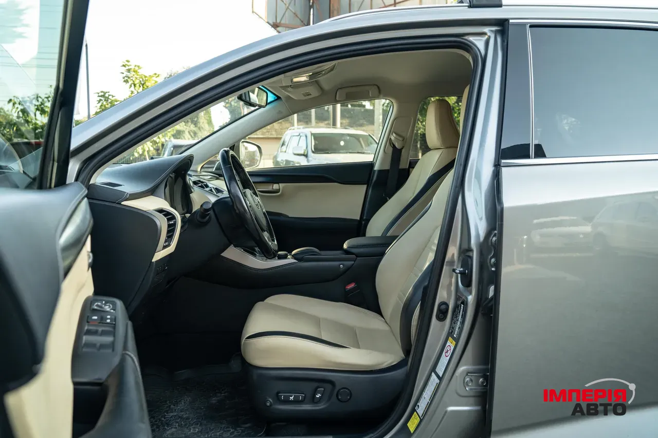 Lexus NX - фото 25