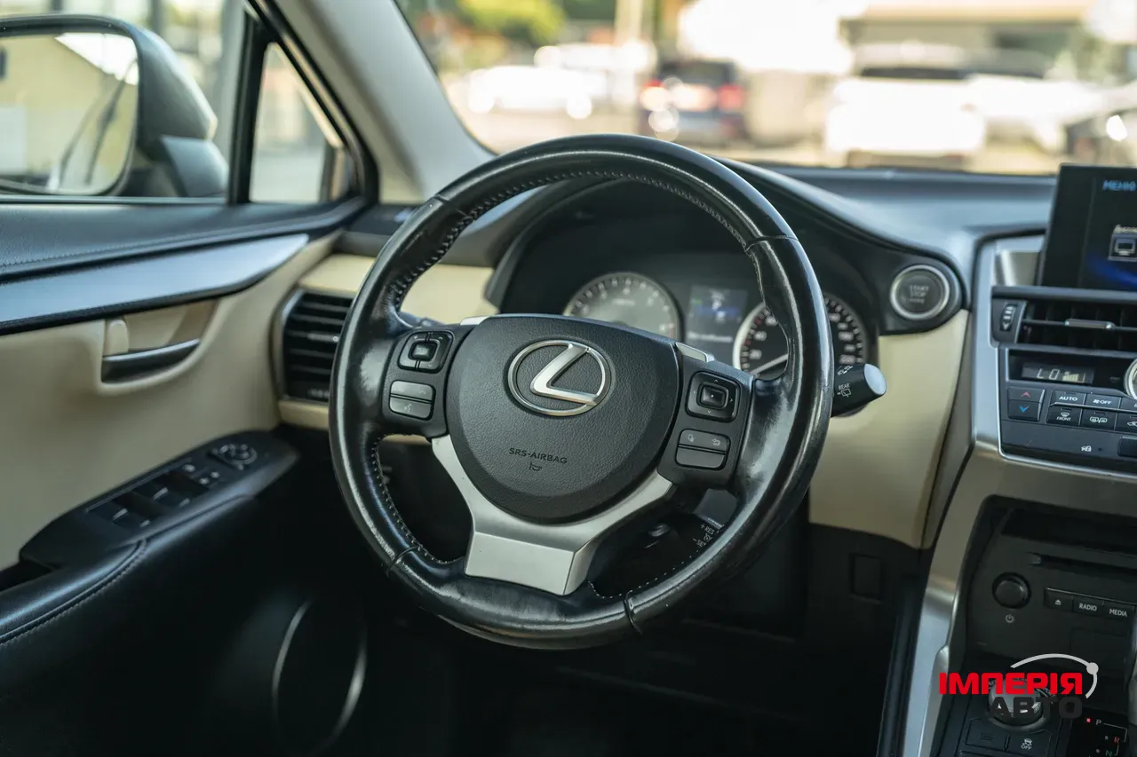 Lexus NX - фото 29