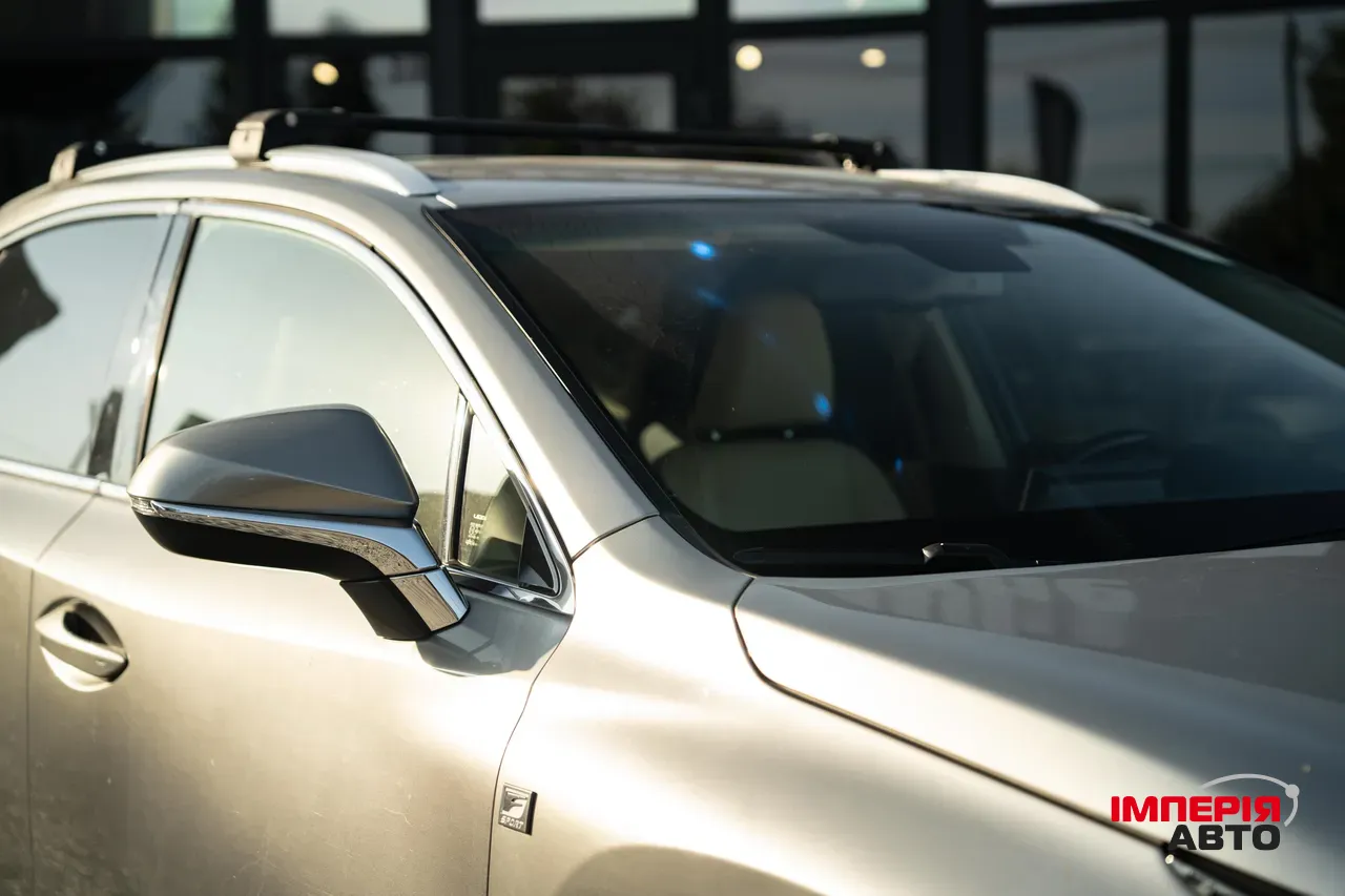 Lexus NX - фото 15